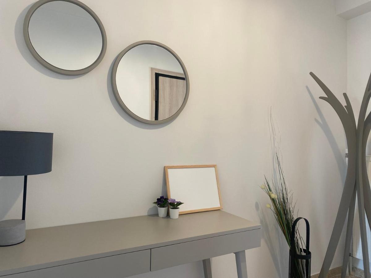 Faliro Comfort Apartment 10 Mins Walking To The Beach Athens Ngoại thất bức ảnh